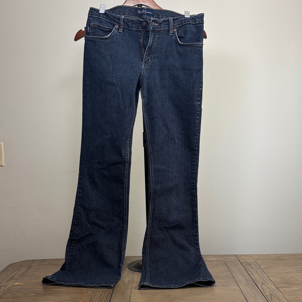 Boot cut jeans